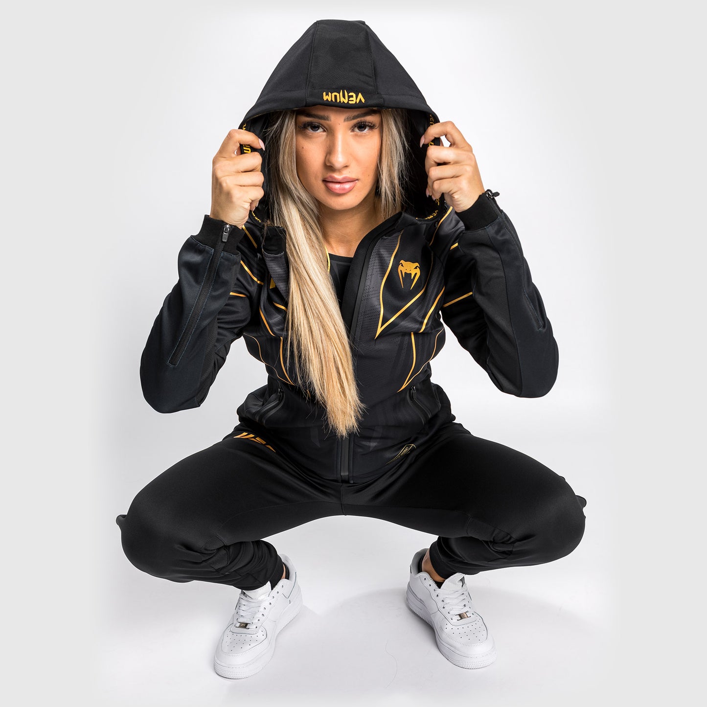 UFC Venum Authentic Fight Night 2.0 Vrouwen Walkout Hoodie - Champion