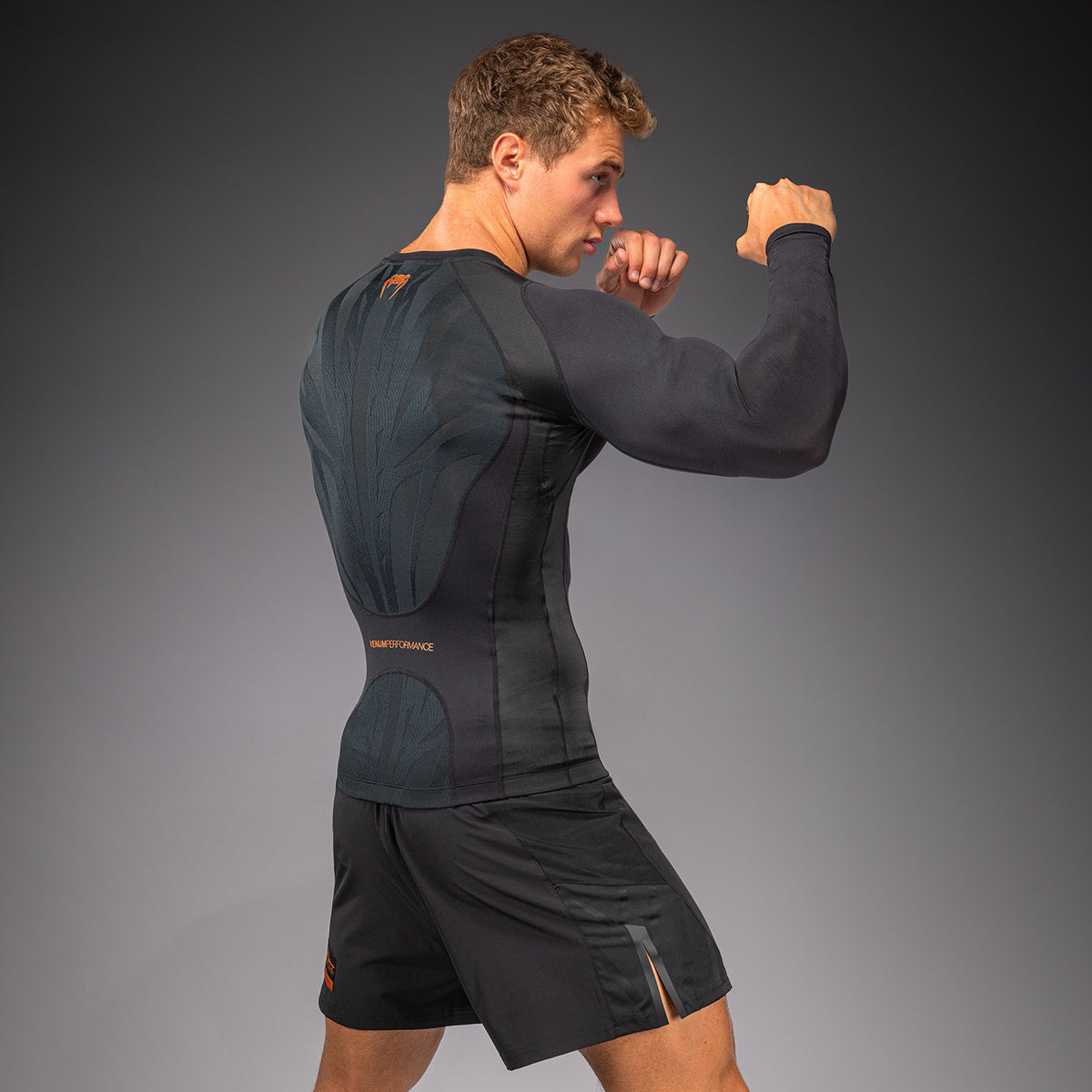 Venum G-Fit Revolution Rashguard met lange mouwen - Zwart/Koper