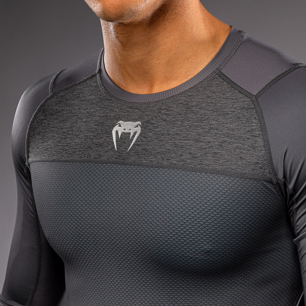 Venum G-Fit Scale Rashguard met lange mouwen - Grijs