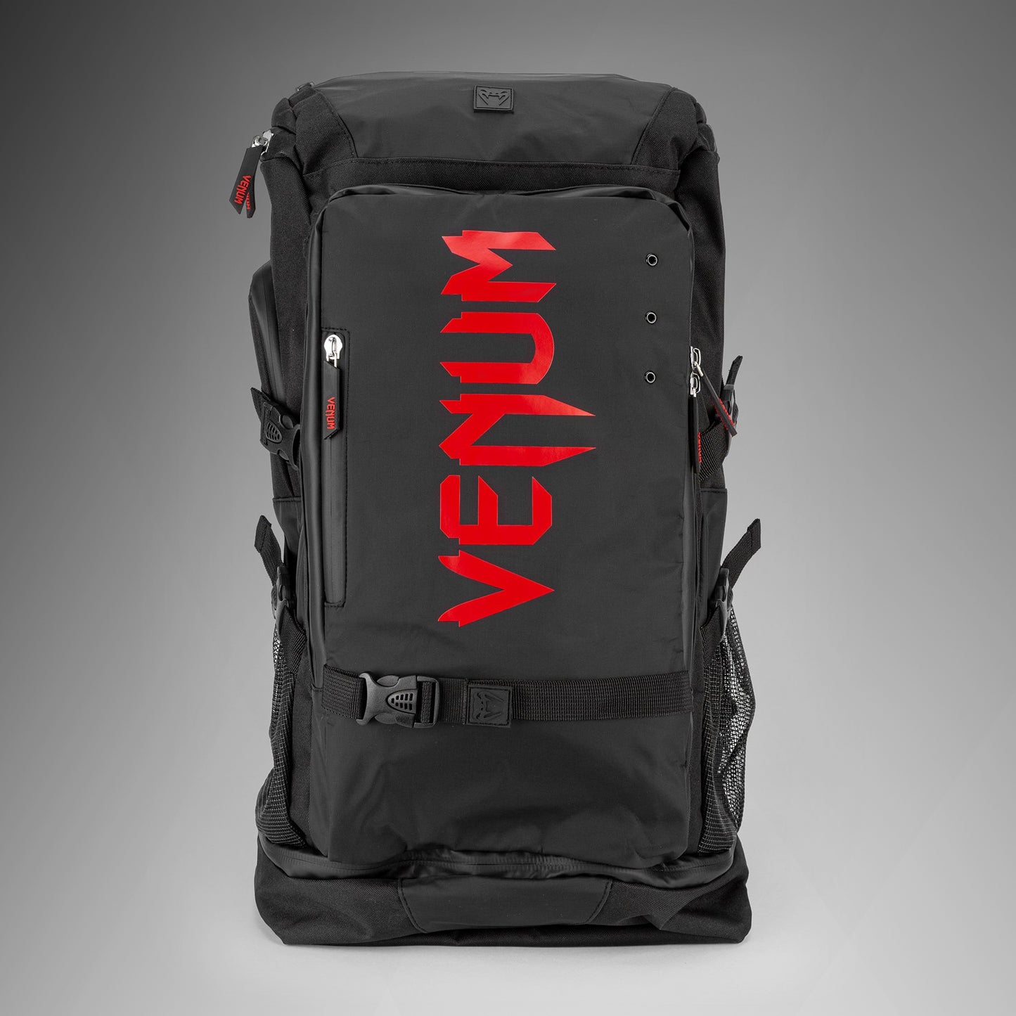 Venum Challenger Xtrem Evo Rugzak (50-63L) – Zwart/Rood