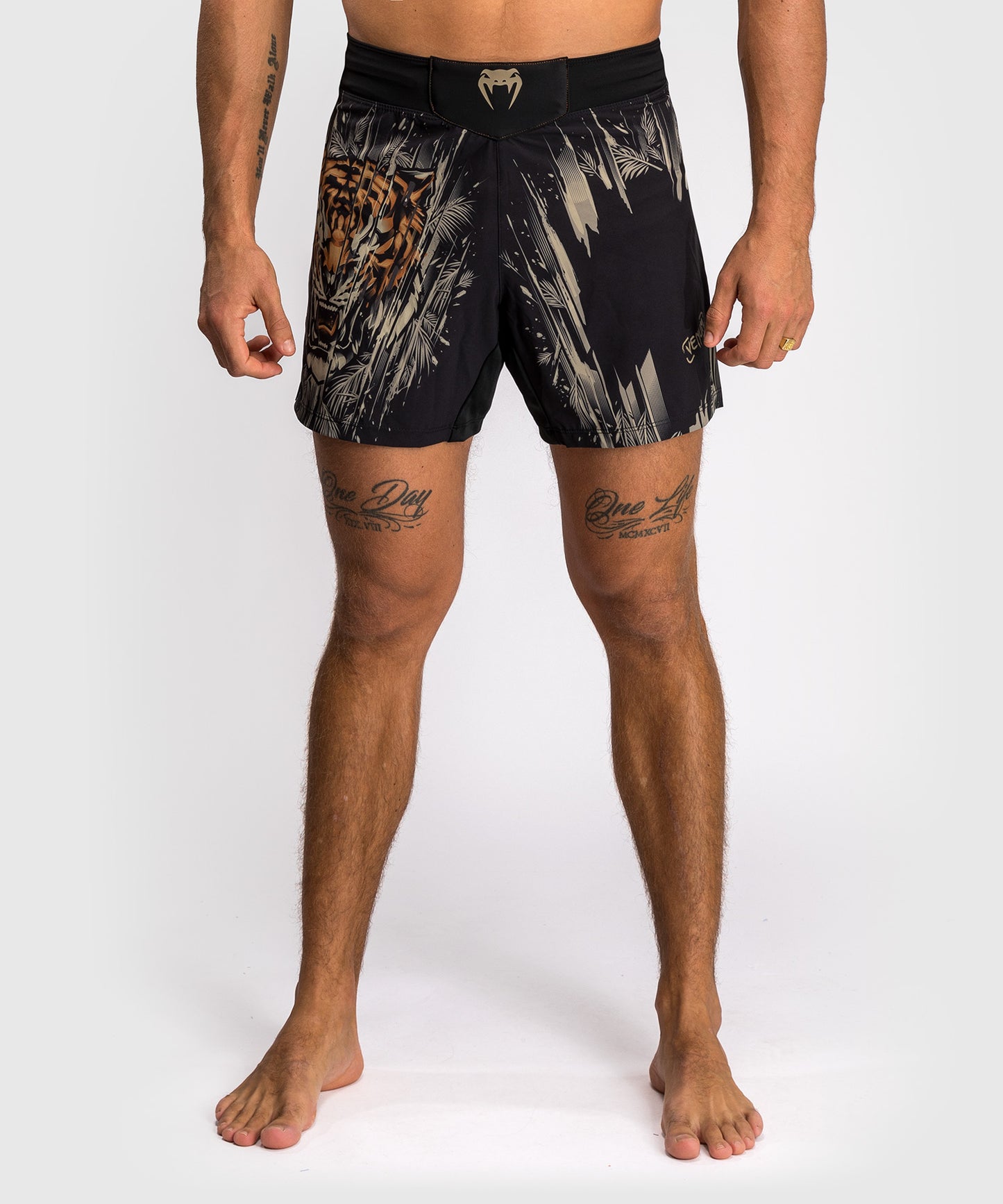 Venum Tiger Fight Shorts Heren - Zwart / Neon Oranje