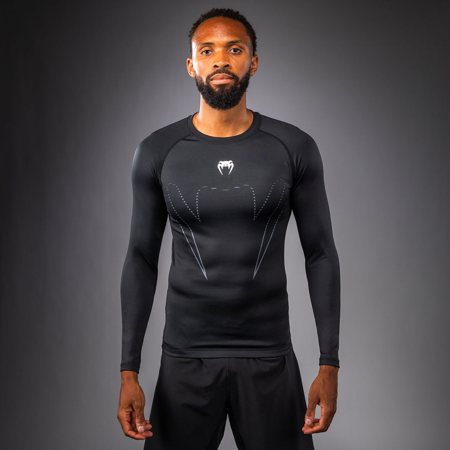 Venum Edge Rashguard met lange mouwen – Zwart/Zand