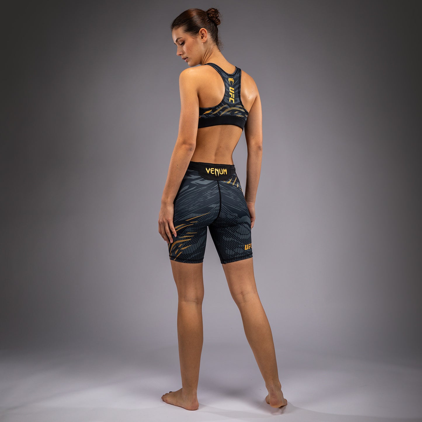 UFC Fusion by Venum Authentic Fight Night Vale Tudo Shorts voor Dames - Lang Fit - Champion