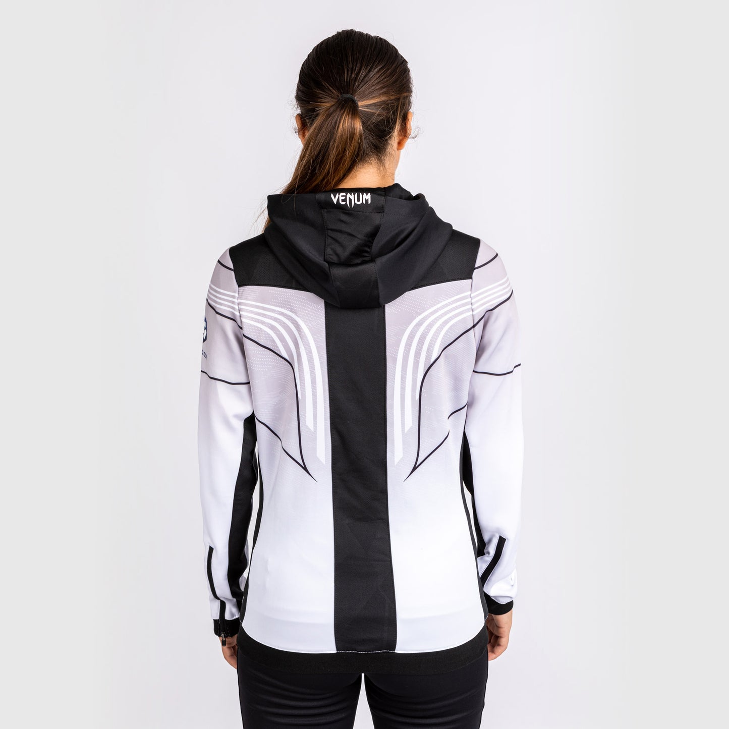 UFC Venum Gepersonaliseerde Authentic Fight Night 2.0 Vrouwen Walkout Hoodie - Wit