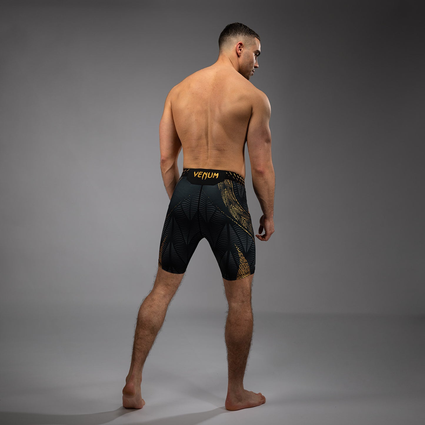 UFC Zenith by Venum Authentic Fight Night Vale Tudo Short Heren - Champion