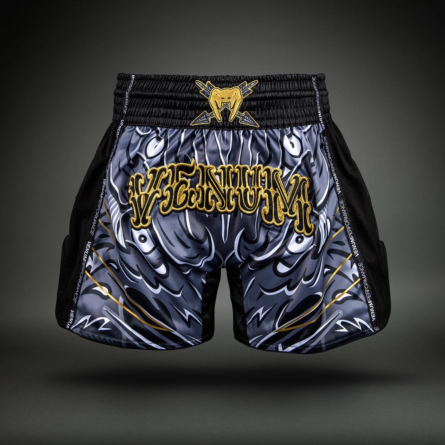 Venum Wolf Atak Muay Thai Shorts – Zwart/Grijs