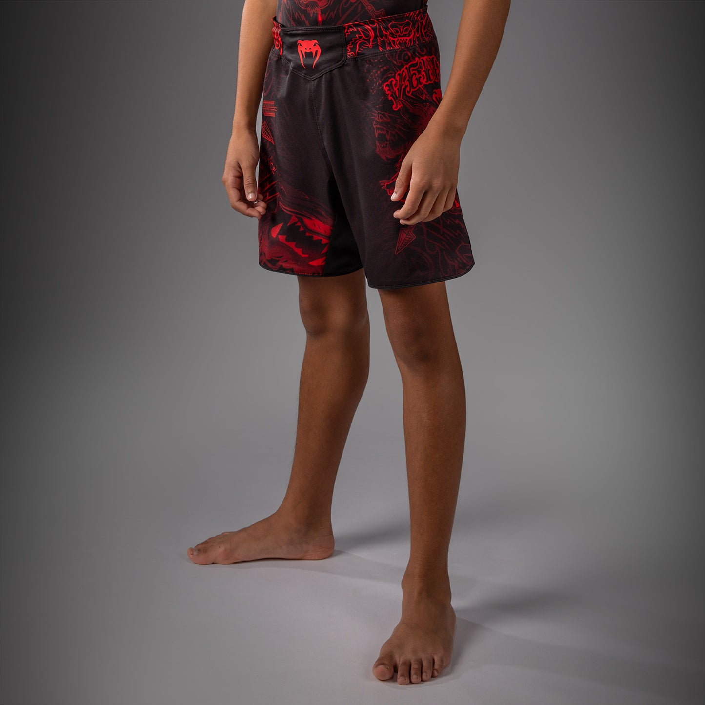 Venum Wolf Atak Kids Fightshorts – Zwart/Rood