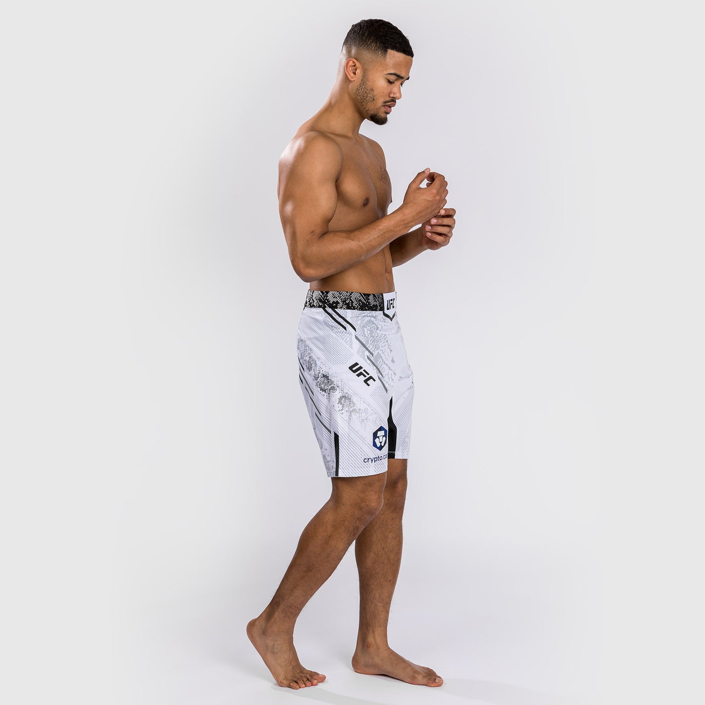 UFC Adrenaline by Venum Gepersonaliseerd Authentic Fight Night Heren Kort Gevecht - Lange Pasvorm - Wit