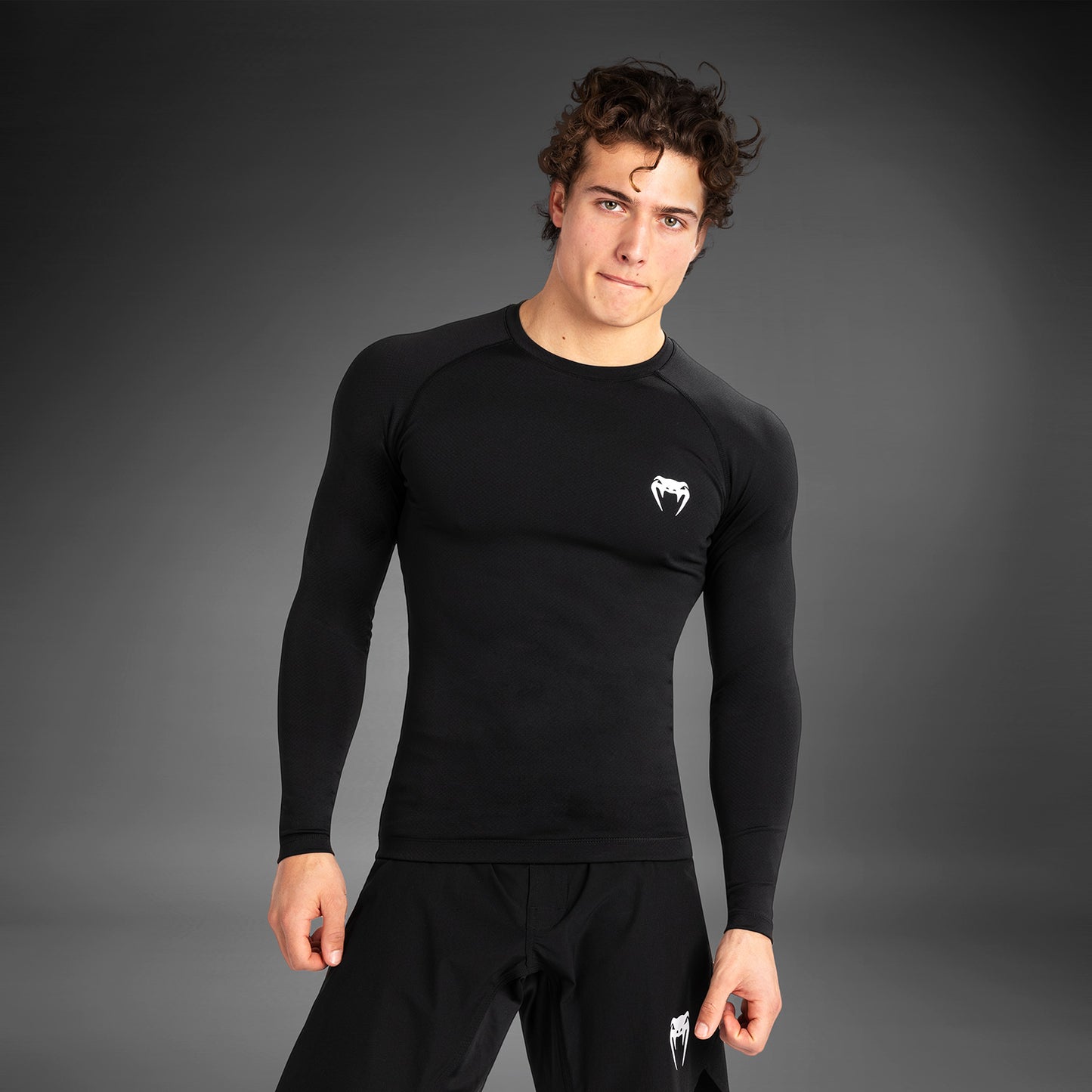 Venum Contender Herenbeschermer met lange mouwen - Zwart/Wit