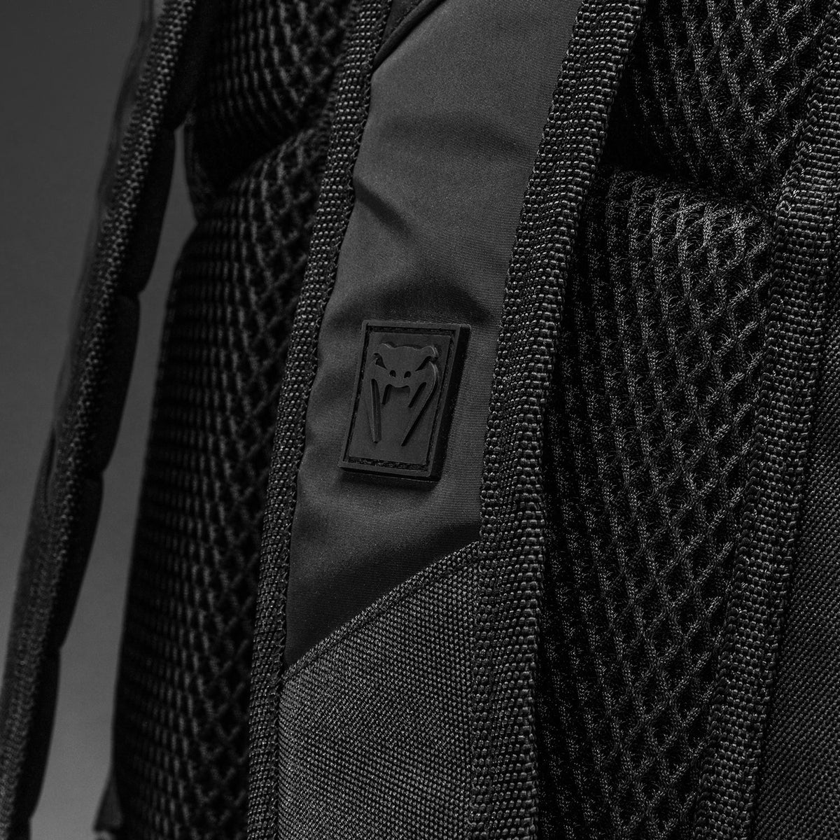 Venum Amazonia Reborn Rugzak (15-25 L) - Zwart/Grijs