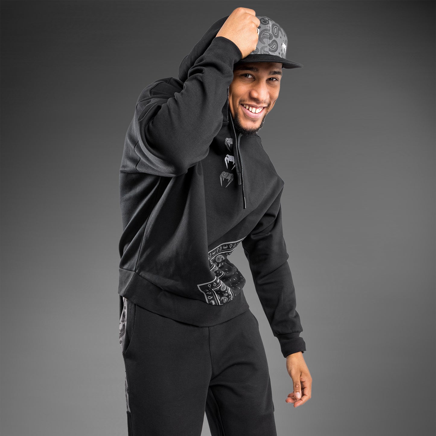Venum Cali 34 XL hoodie -Oversize - Zwart