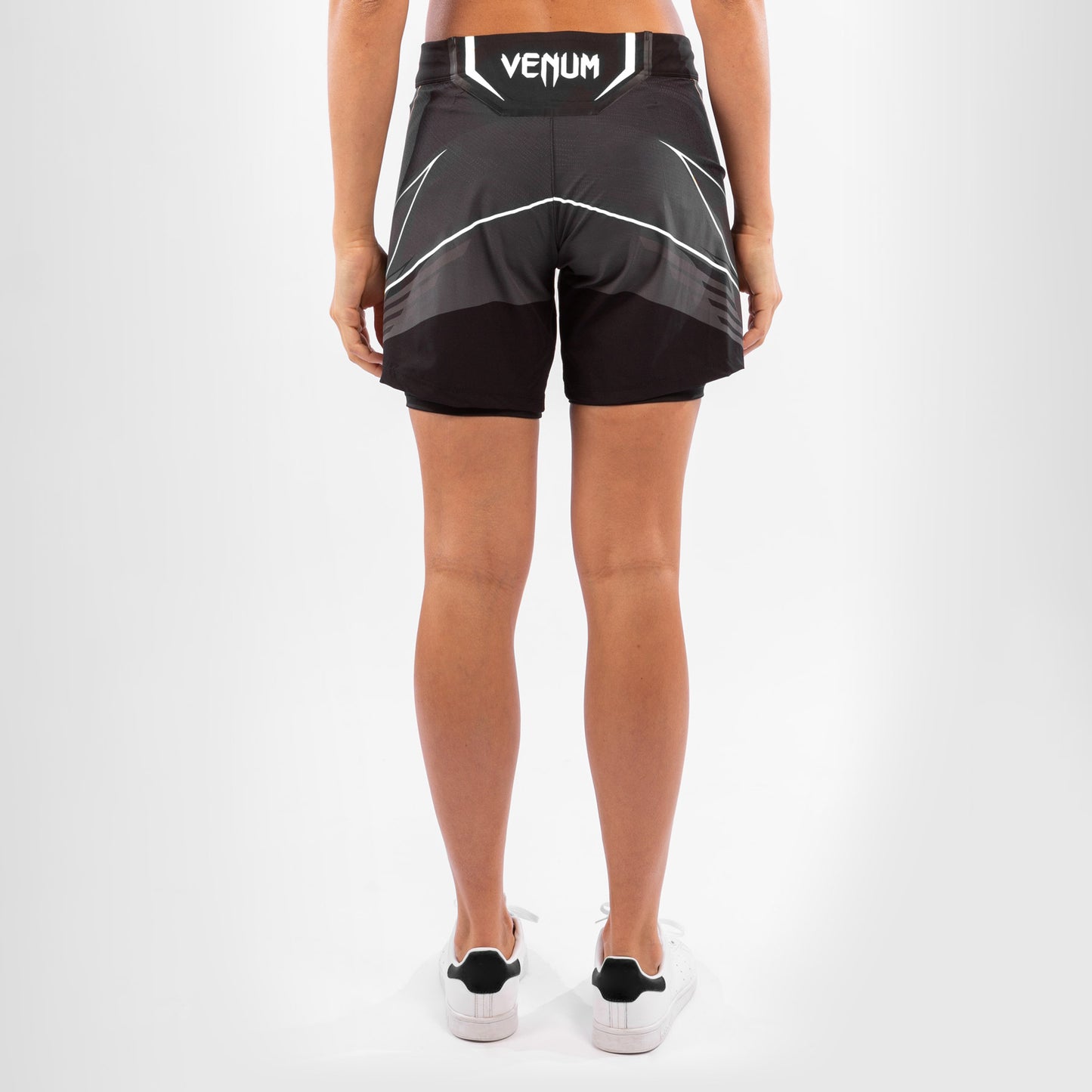 UFC Venum Authentic Fight Night Damesshort - Long Fit - Zwart