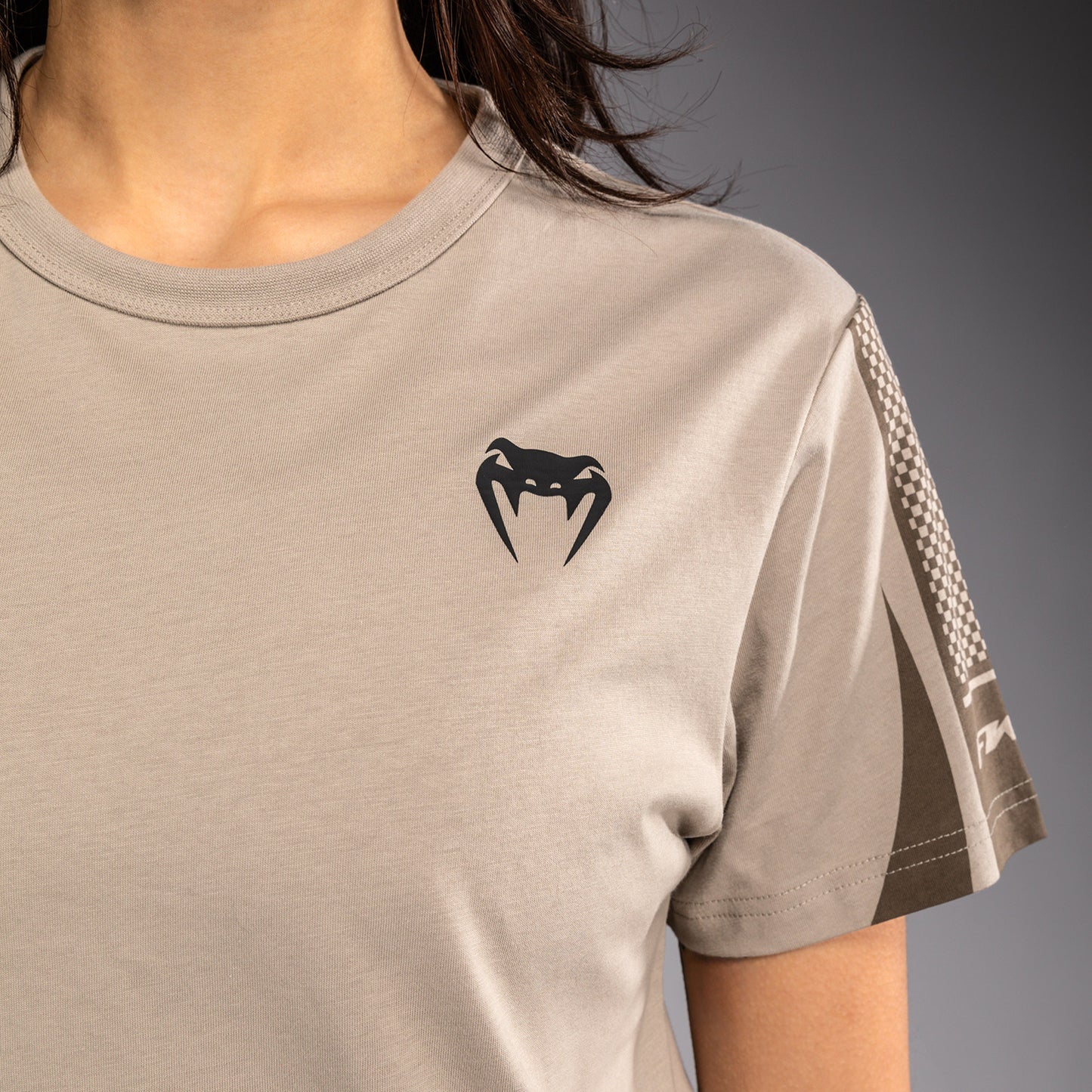 Venum UFC Unity by Venum Authentic Fight Week Dames T-shirt met Korte Mouwen - Zand