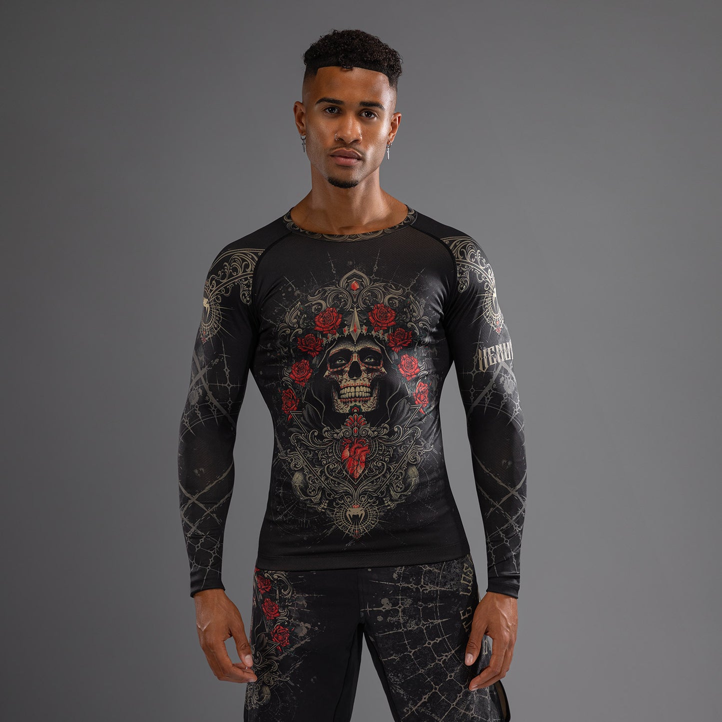 Venum Santa Muerte 5.0 Lange Mouwen Rashguard voor Heren - Diep Zwart/Goud