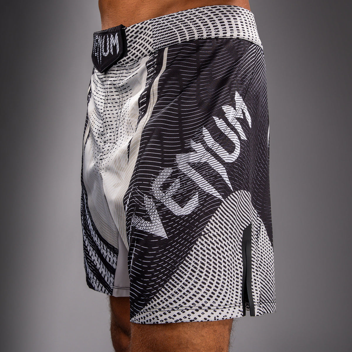 Venum Galactic 3.0 Fightshorts -Offwhite/Zwart