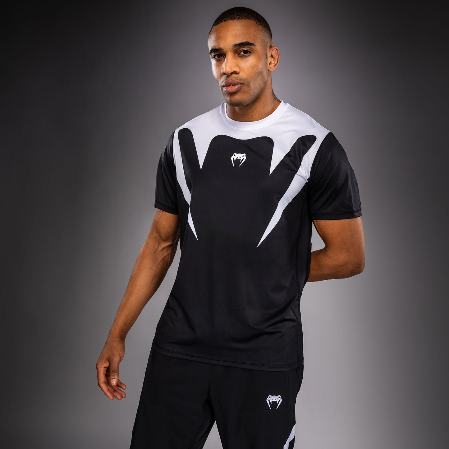 Venum Attack 90 Dry Tech T-shirt – Wit/Zwart
