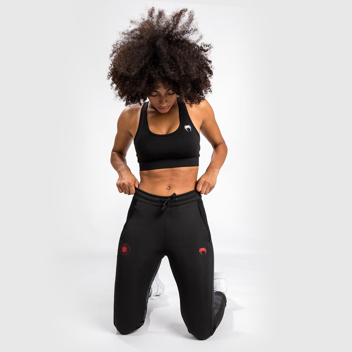 Venum Phantom joggingbroek - Voor vrouwen - zwart/rood