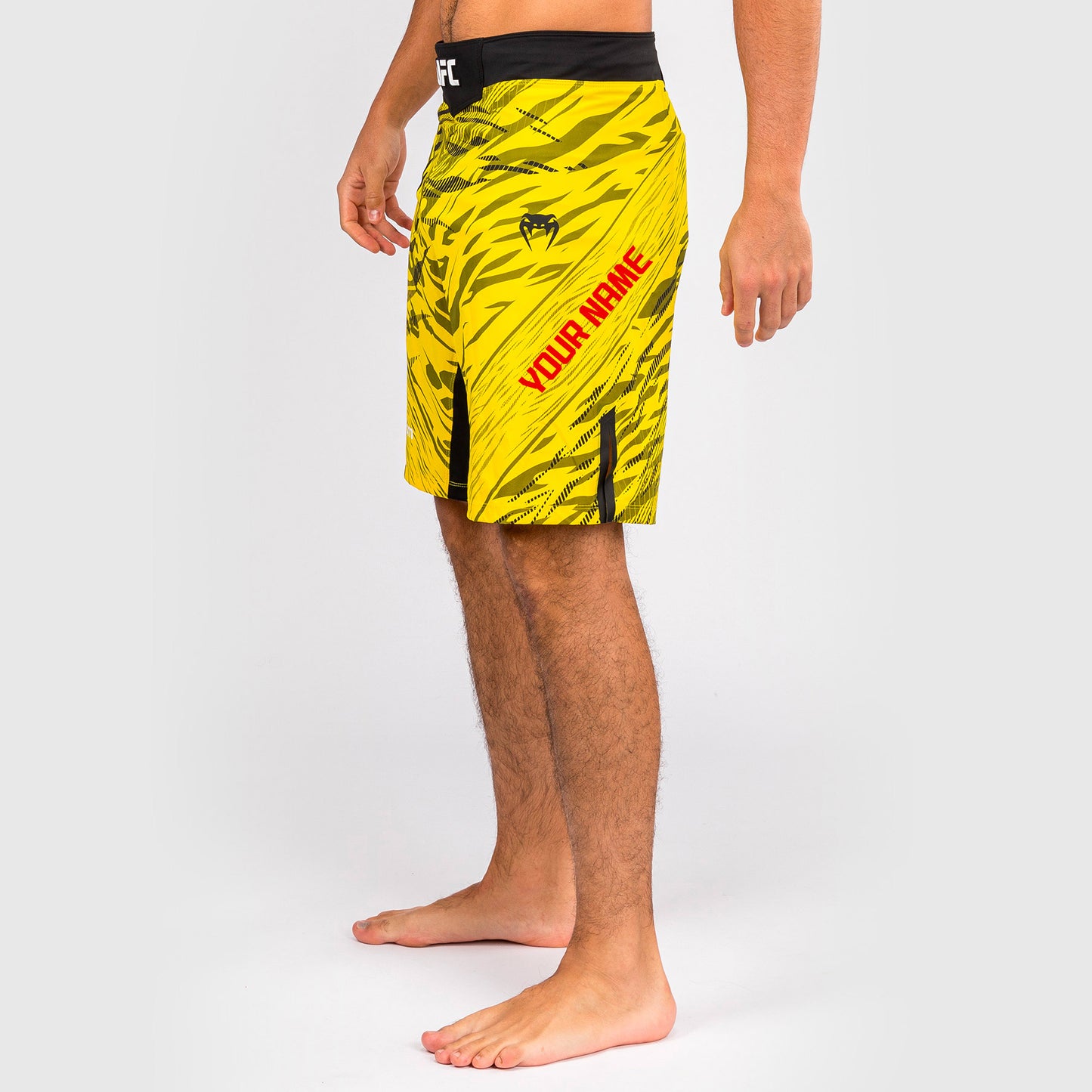 UFC Fusion by Venum Personalized Authentic Fight Night Fight Shorts voor Heren - Lang Fit - Geel