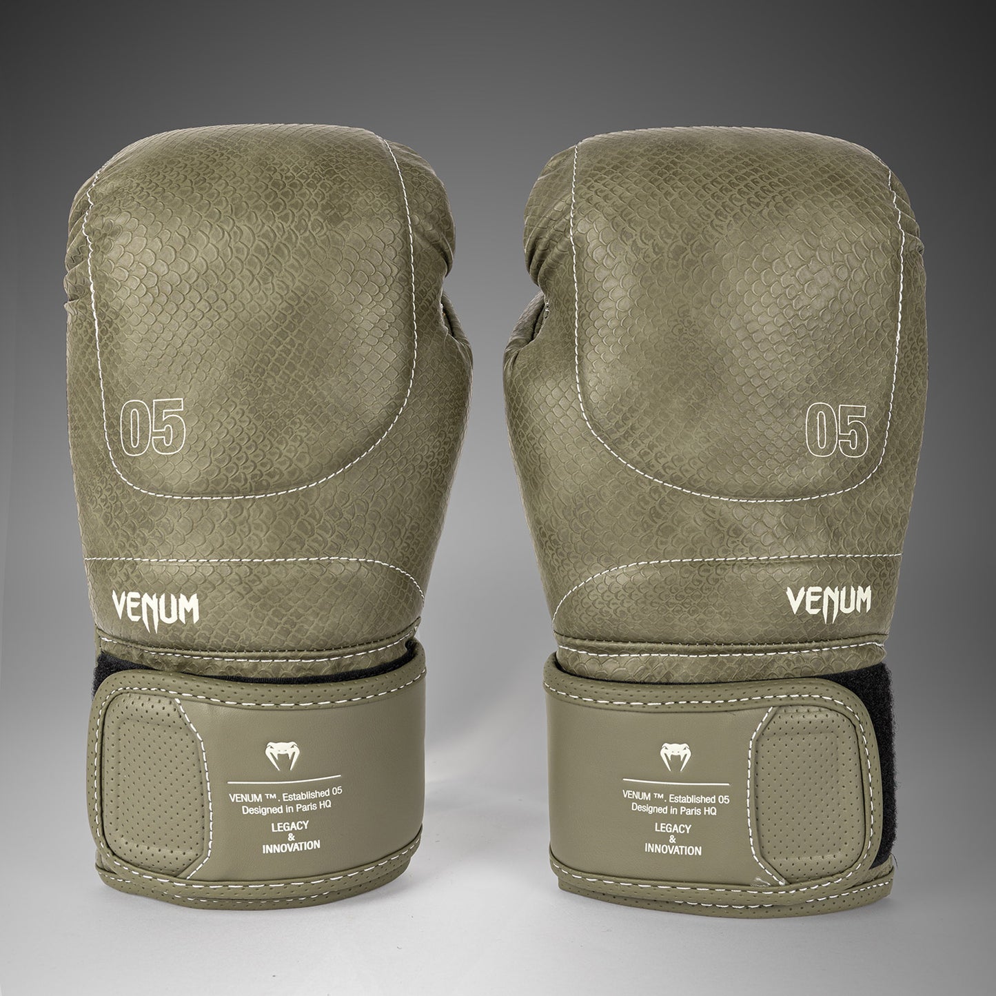 Venum Impact Evo Scales Bokshandschoenen – Legergroen