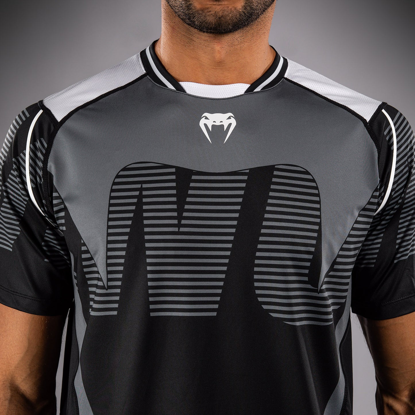 Venum Adrenaline Dry Tech T-shirt – Zwart/Zilvergrijs