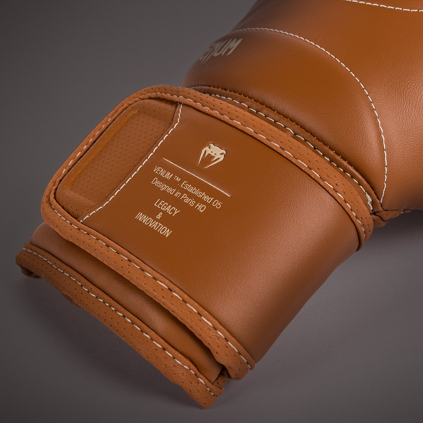 Venum Impact Evo Bokshandschoenen - Havana