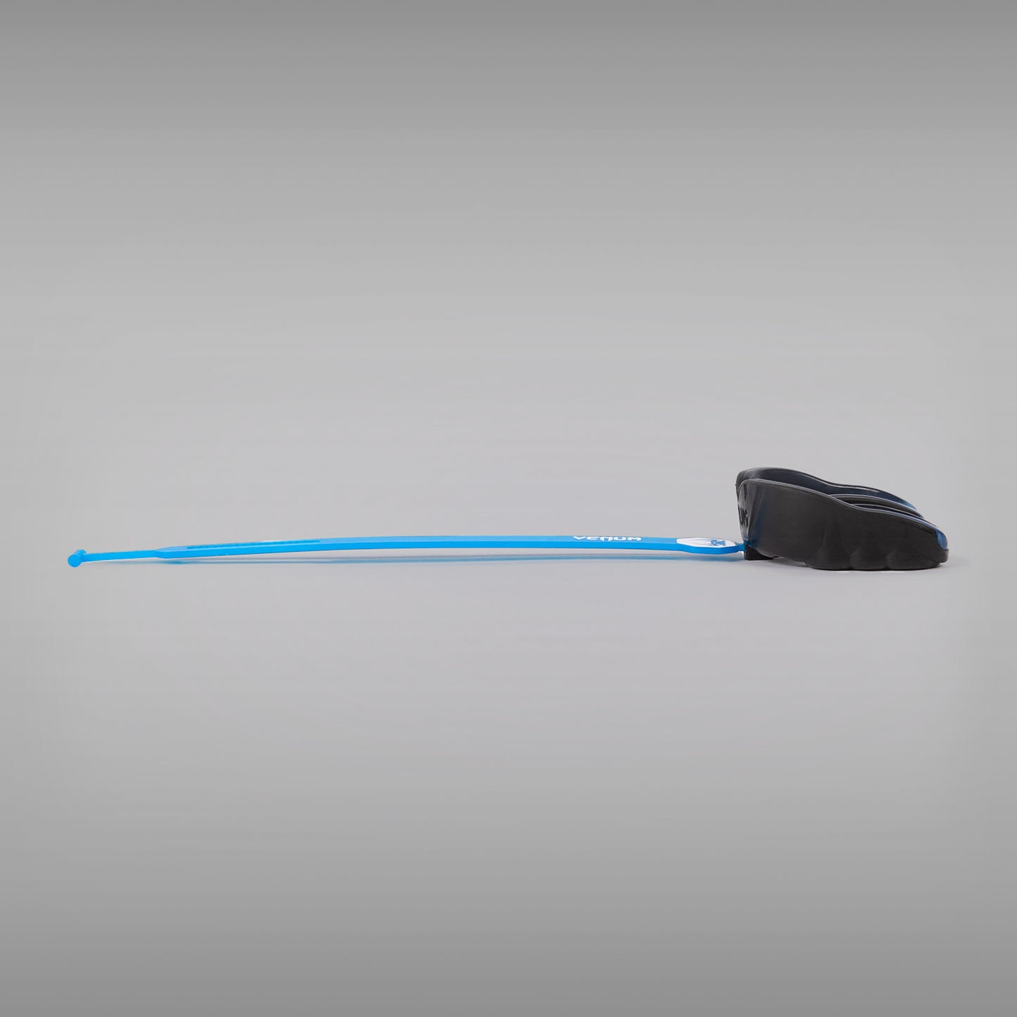 Venum Challenger Bitbeschermer met band/zonder band - Zwart/Blauw