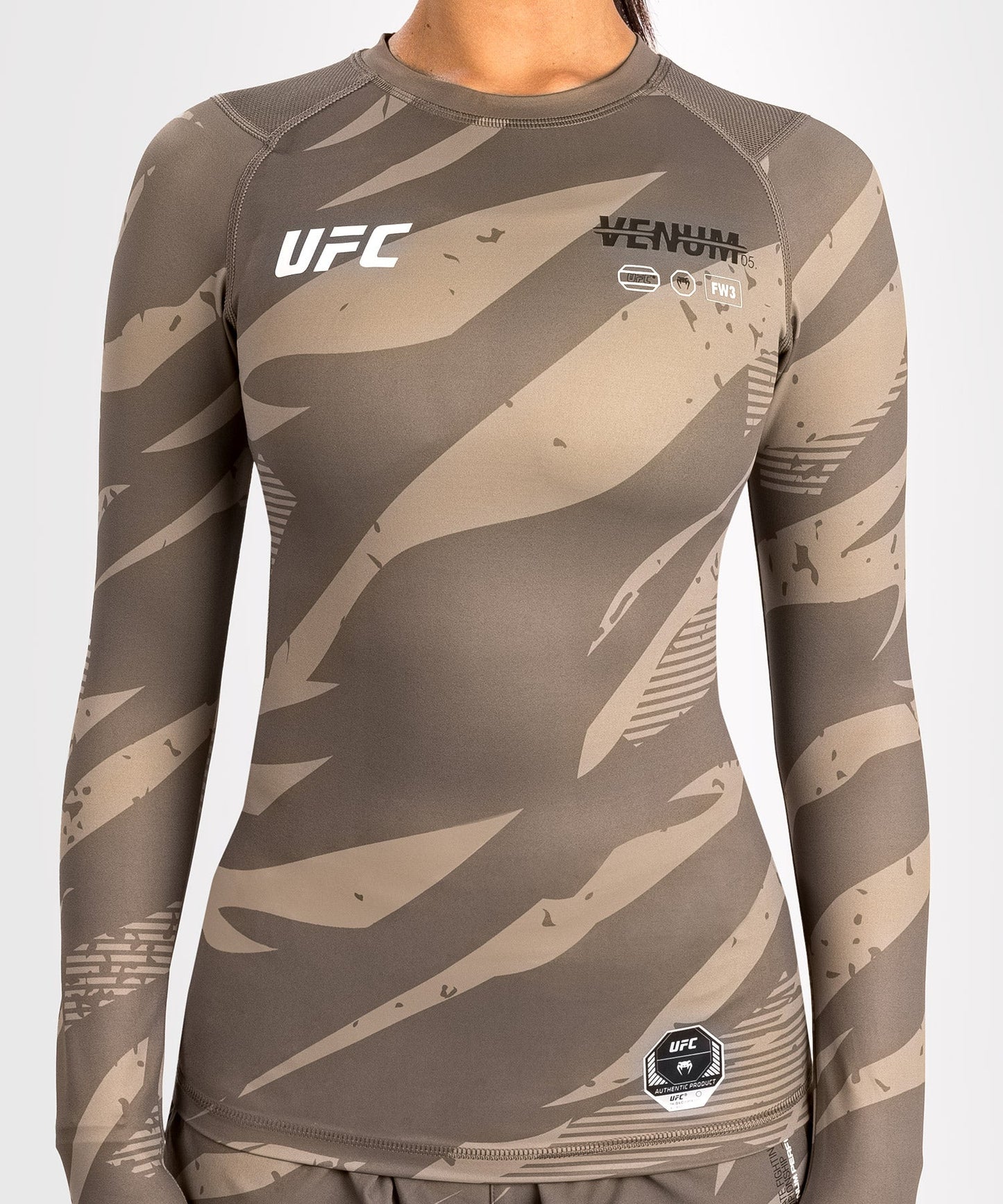 UFC Adrenaline De Venum Fight Week Lange Mouwen Compressie Shirt Voor Vrouwen - Desert Camo