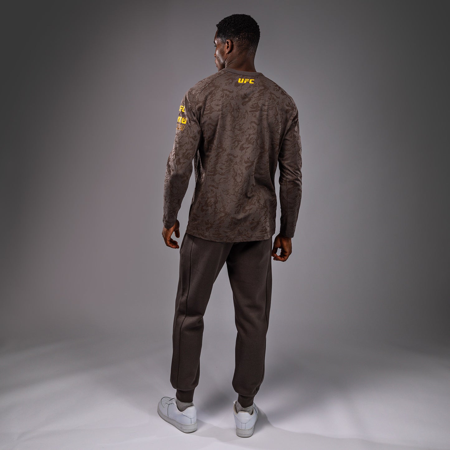 UFC Fusion by Venum Fight Week Lange Mouwen T-shirt voor Heren - Earthen Brown