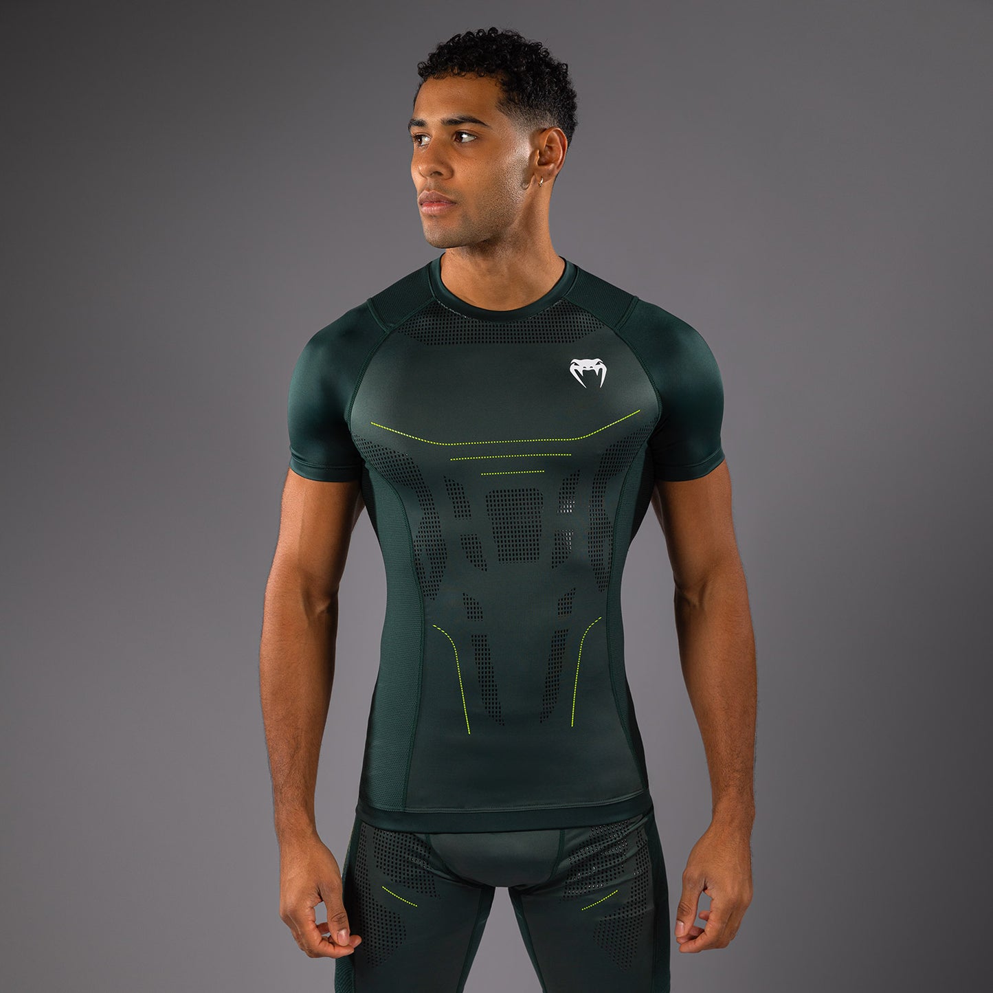 Venum Technical 3.0 T-shirt Rashguard - Bosgroen