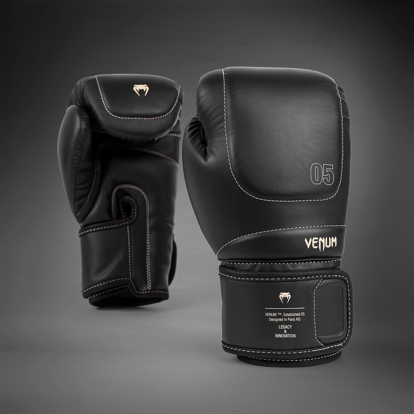 Venum Impact Evo Bokshandschoenen - Zwart