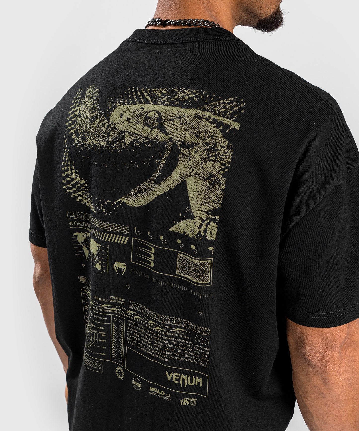 Venum Fangs T-shirt - Oversized pasvorm - Zwart