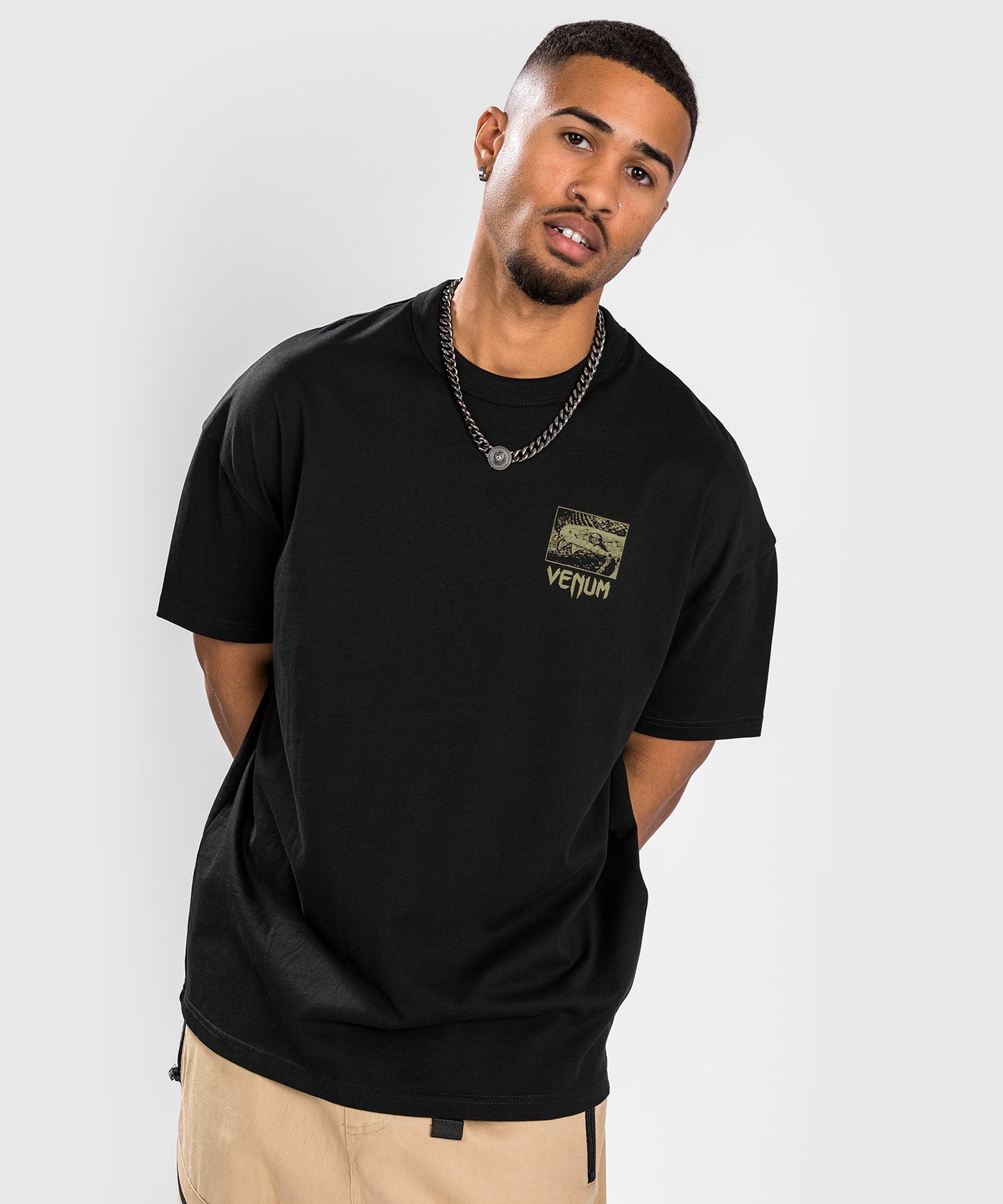 Venum Fangs T-shirt - Oversized pasvorm - Zwart