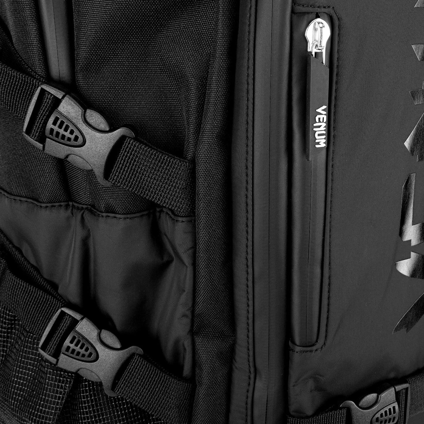 Venum Challenger Xtrem Evo Rugzak (50-63L)