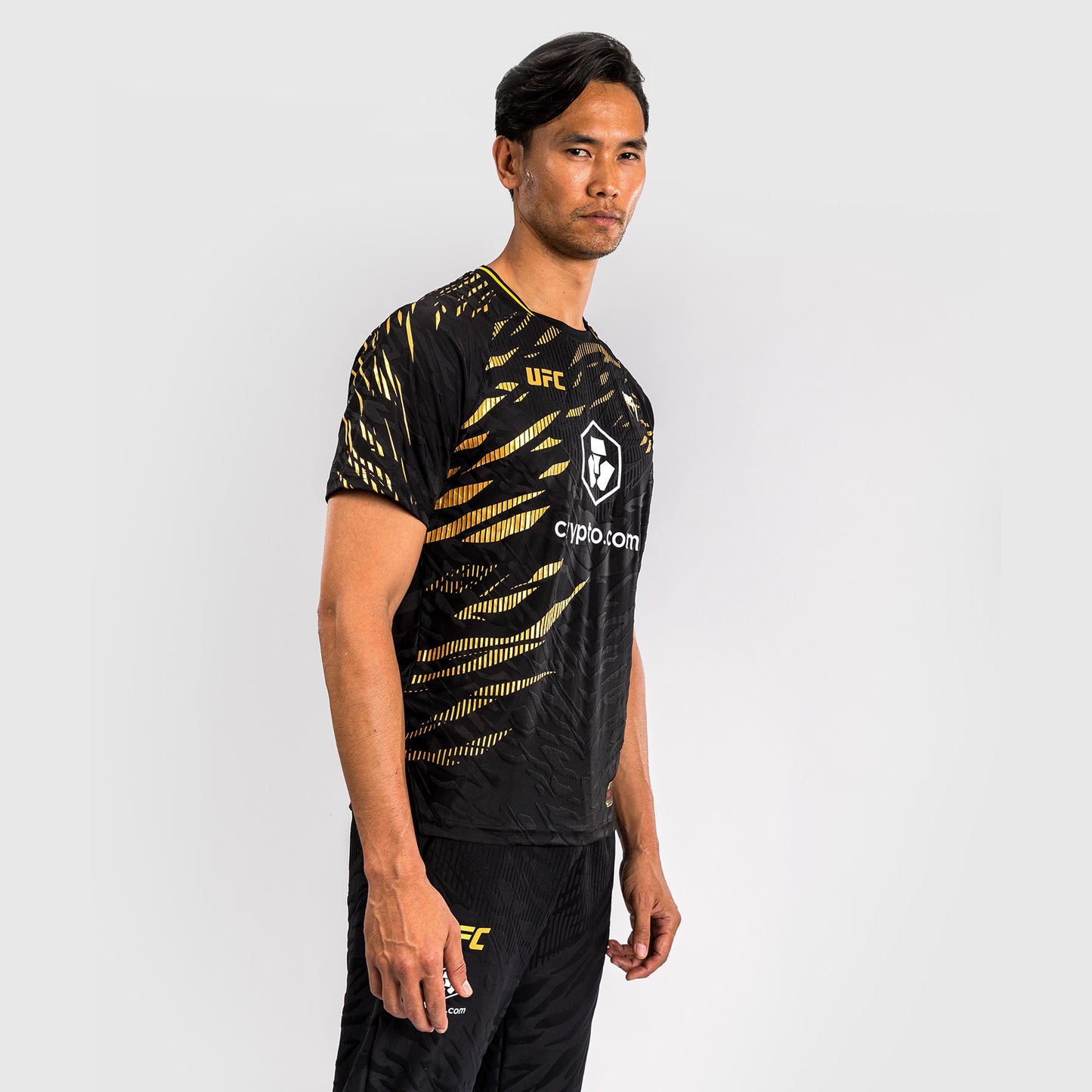 UFC Fusion by Venum Personalized Authentic Fight Night Exit T-shirt voor Heren - Kampioen