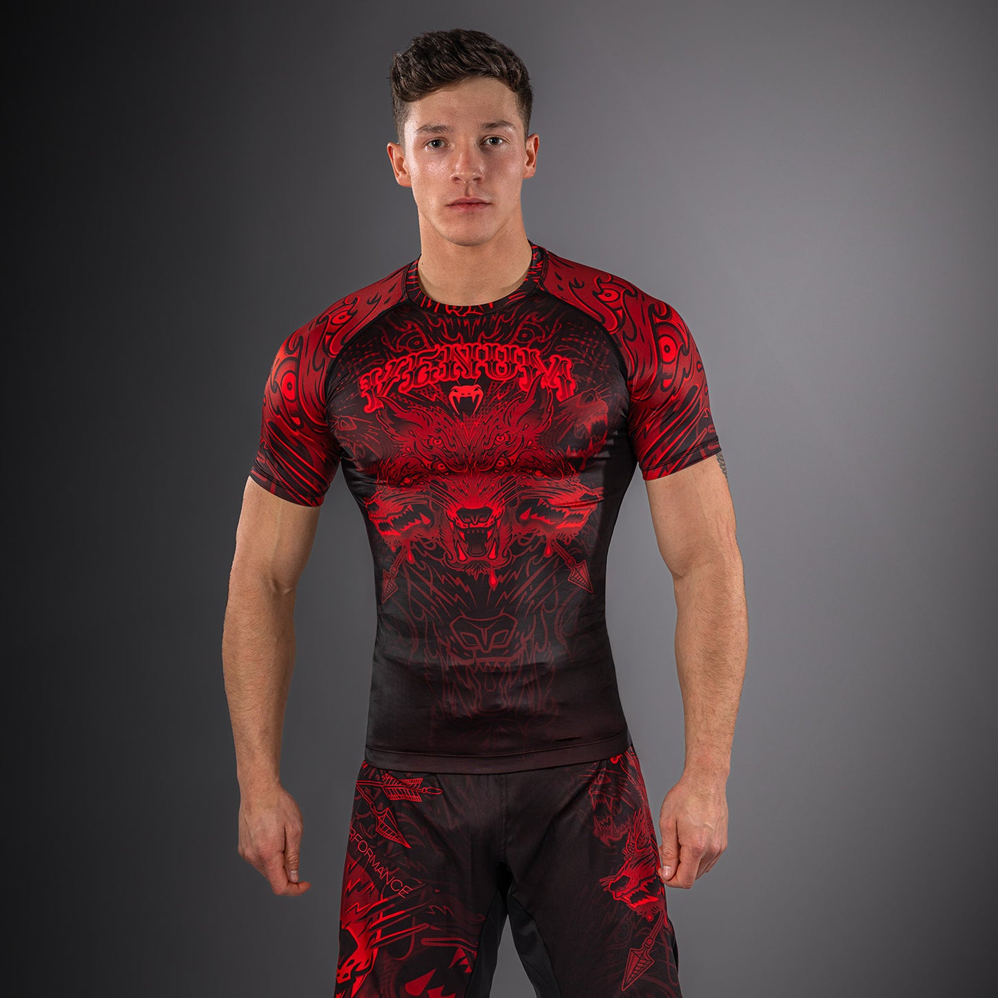 Venum Wolf Atak Rashguard met korte mouwen – Zwart/Rood