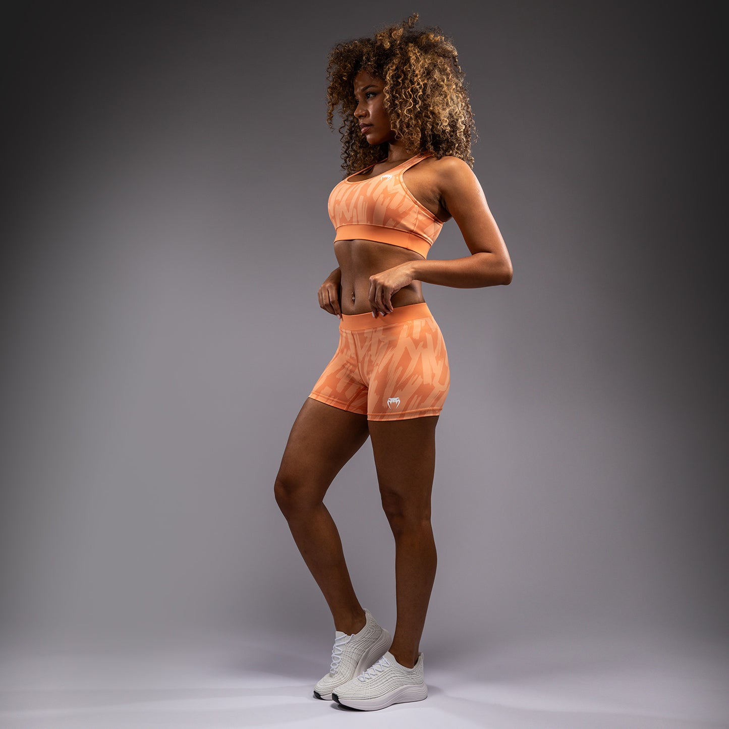 Venum Graffiti Compressieshorts voor Vrouwen - Fluweel Abrikoos