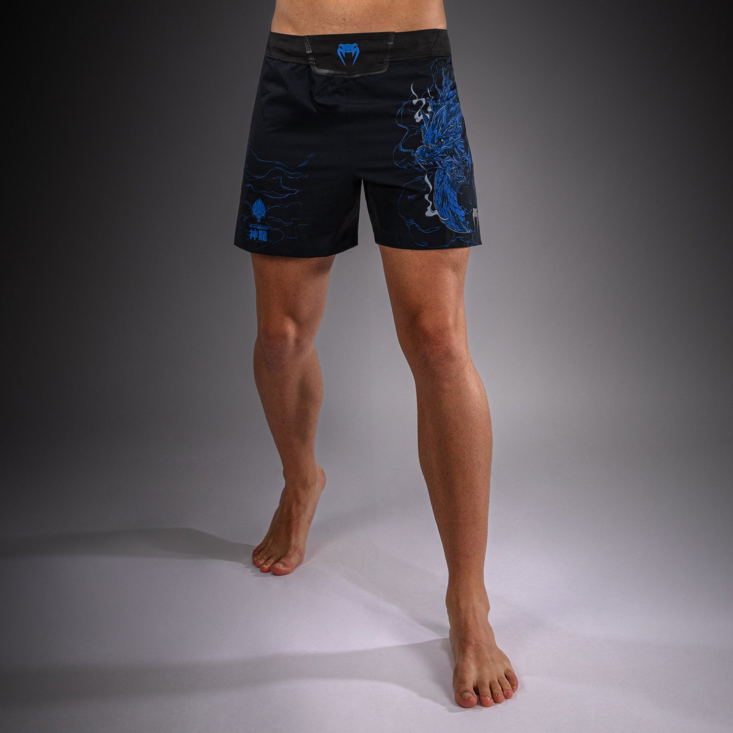 Venum Thunder Dragon Fightshorts – Zwart/Koningsblauw