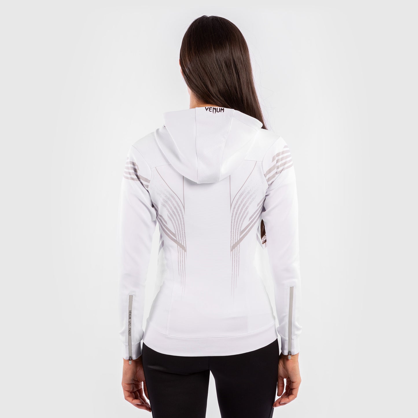 UFC Venum Gepersonaliseerd Authentic Fight Night Walkout Hoodie voor dames - Wit