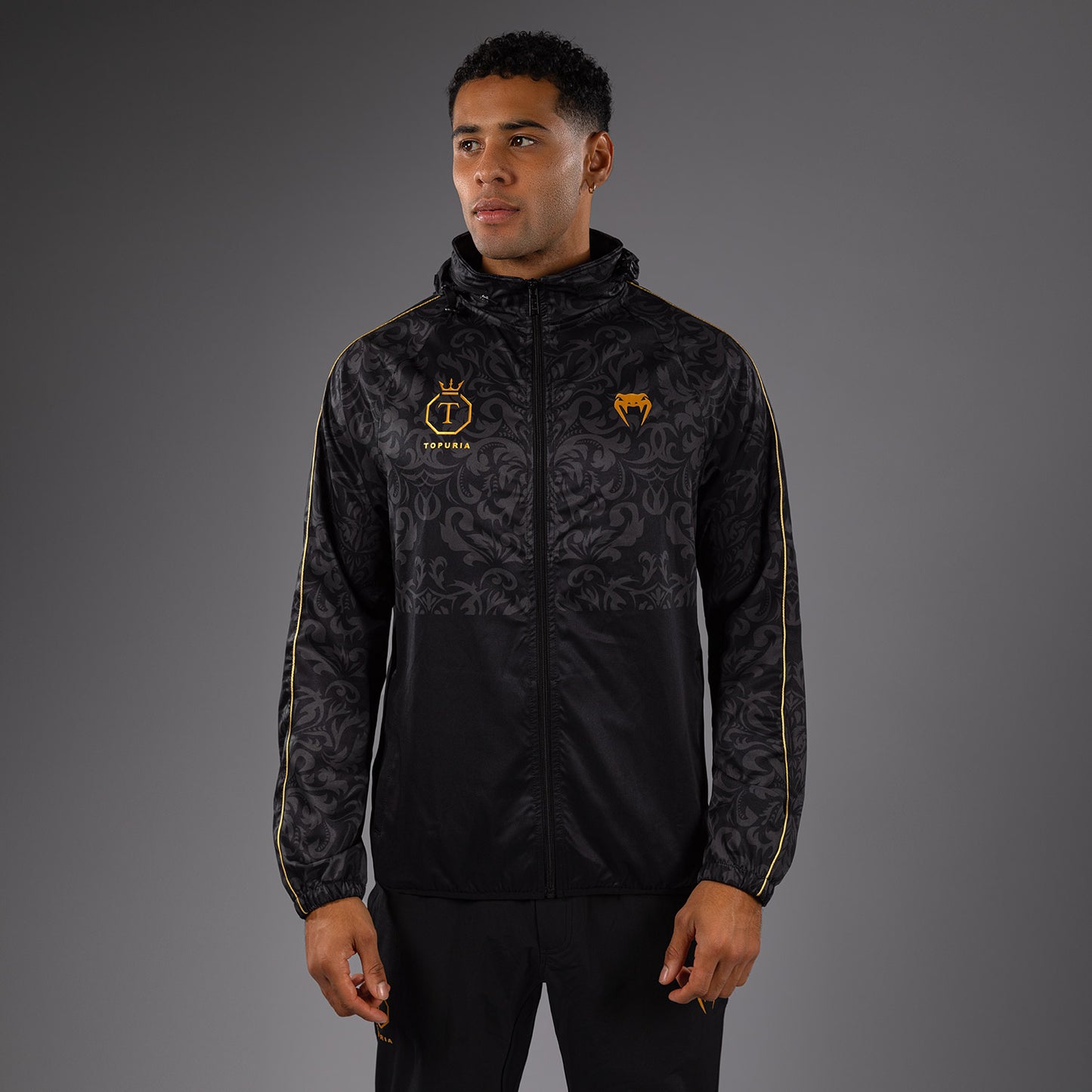 Venum x Topuria Unmatched Edition Trainingsjack - Zwart/Goud
