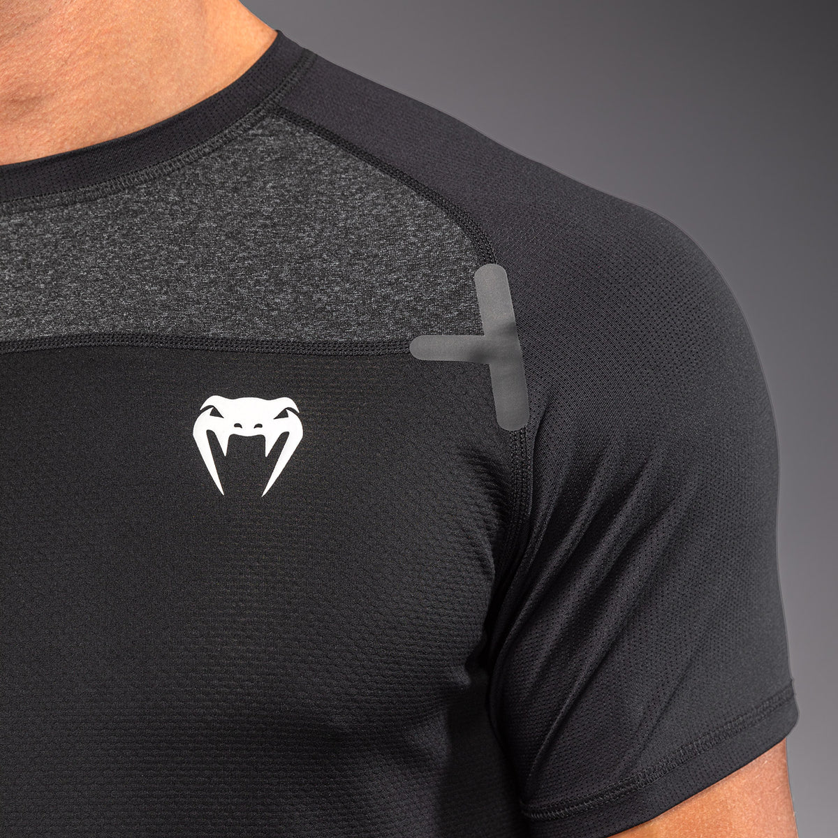 Venum G-Fit Scale Dry Tech T-shirt - Zwart