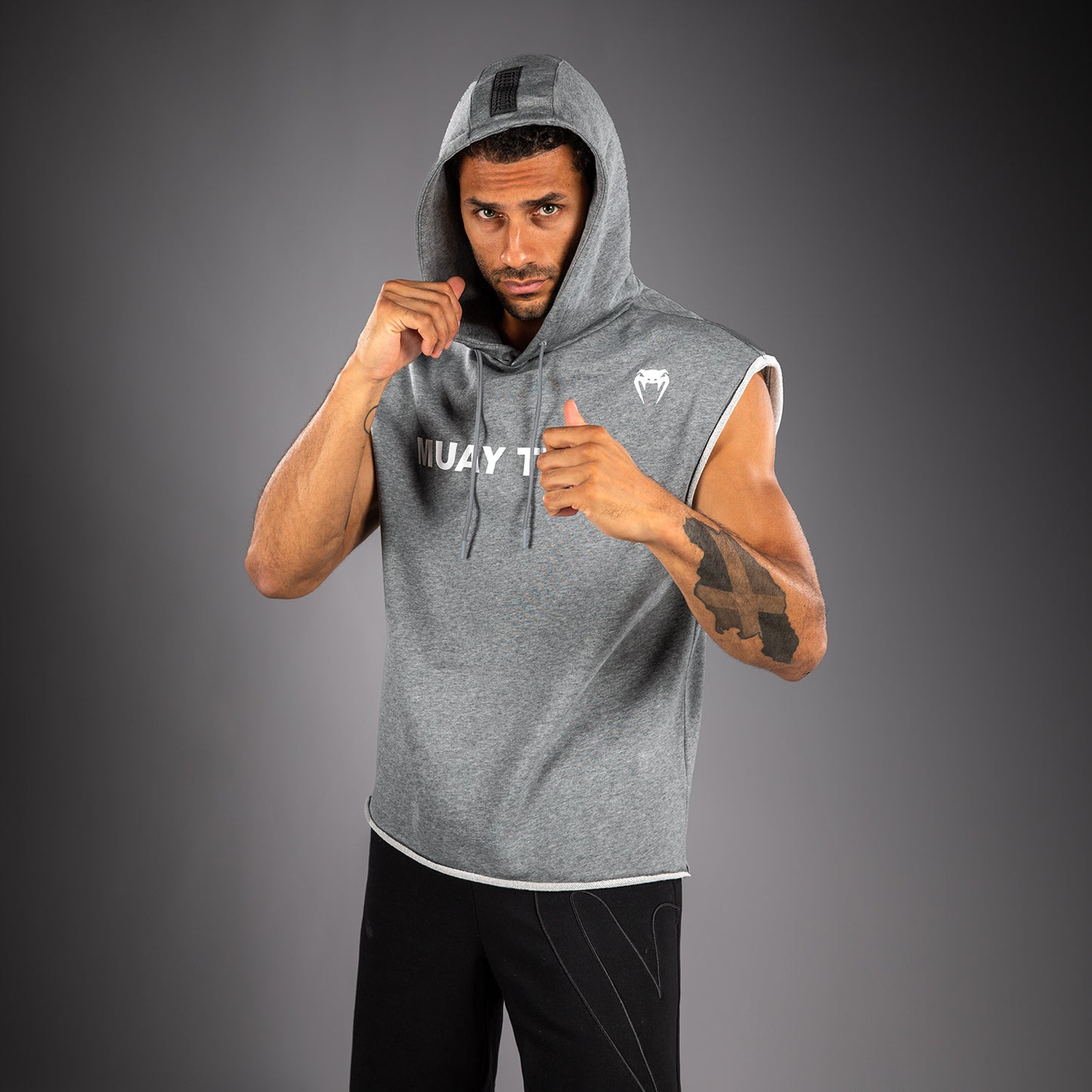 Venum Muay Thai VT Mouwloos Hoodie – Grijs Gemêleerd