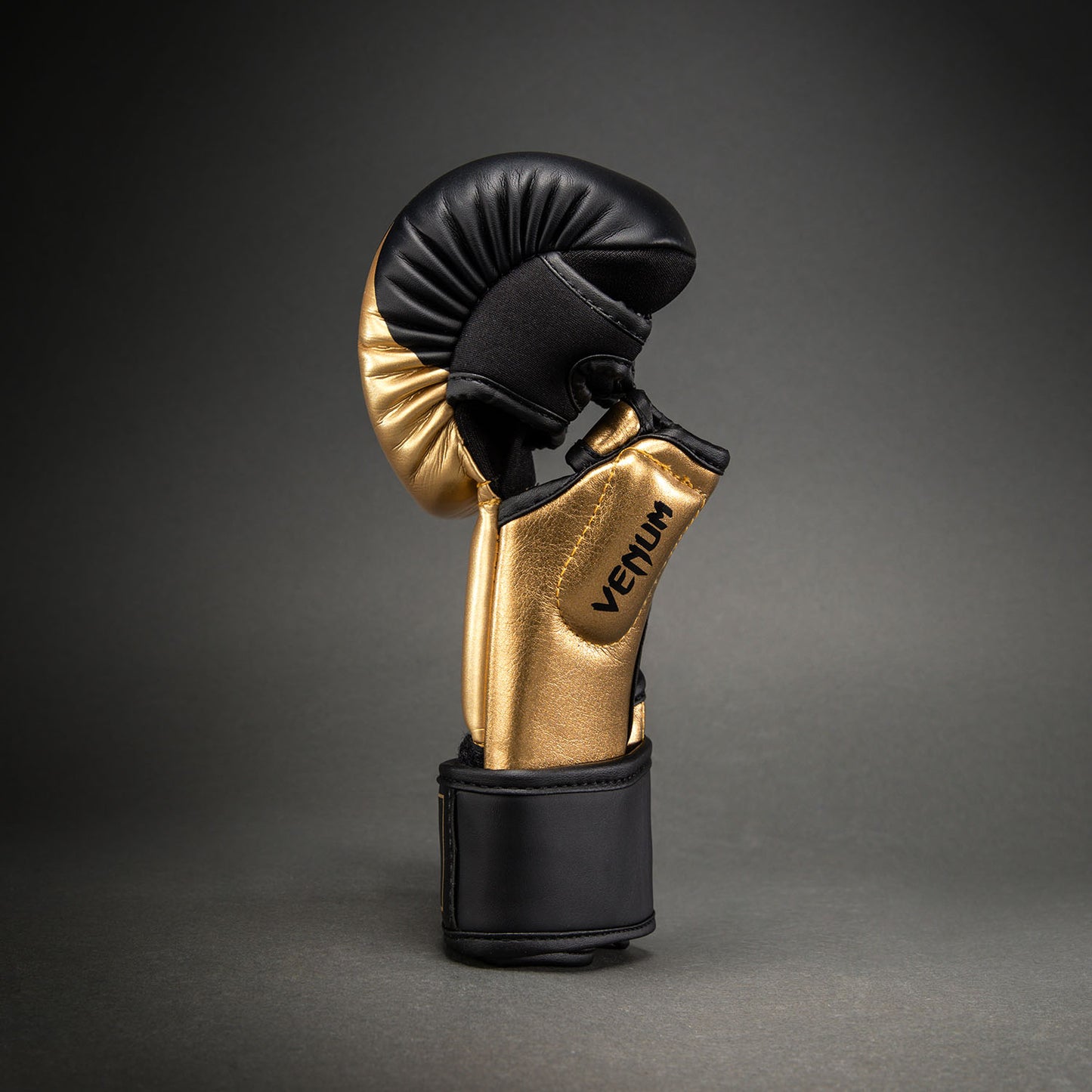 Venum Attack 2.0 Sparring Handschoenen – Goud/Zwart