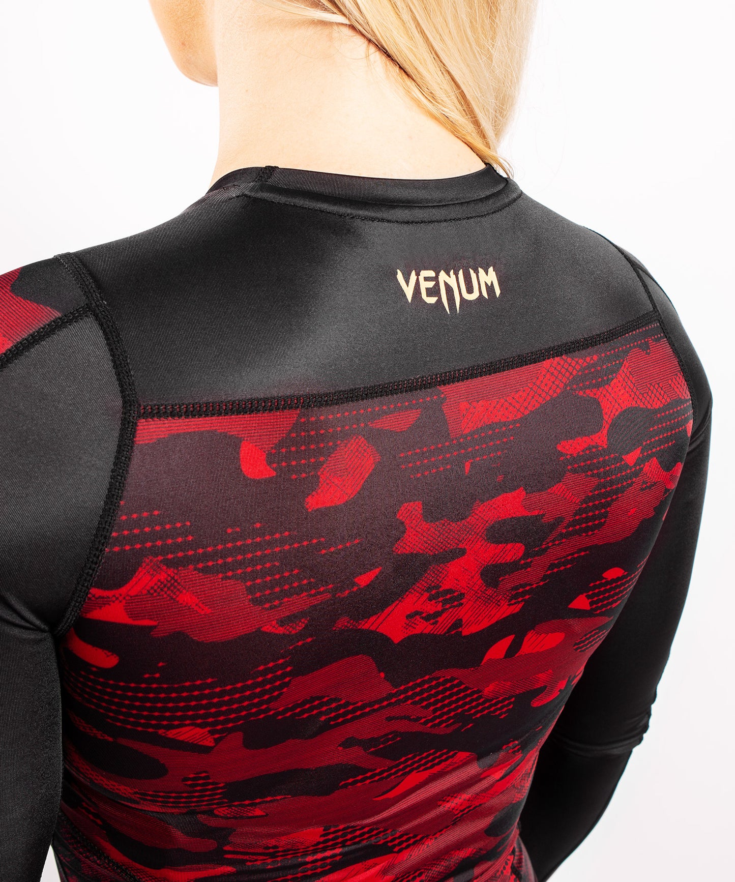Venum Defender-rashguard met lange mouwen – voor dames - Zwart/Rood