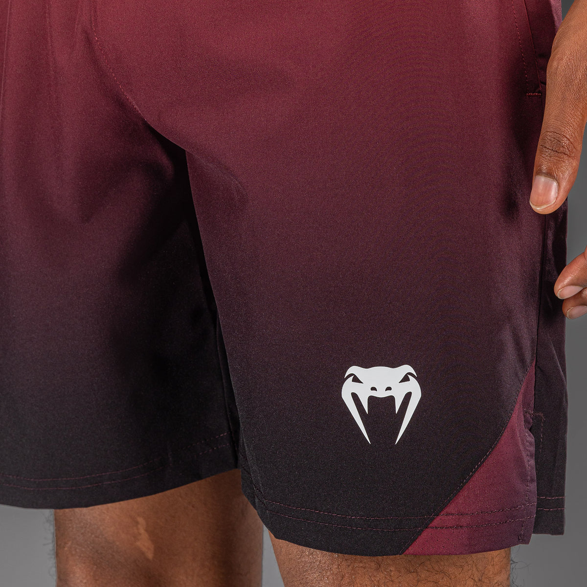 Venum Giant Shift Trainingsshort - Zwart/Rood