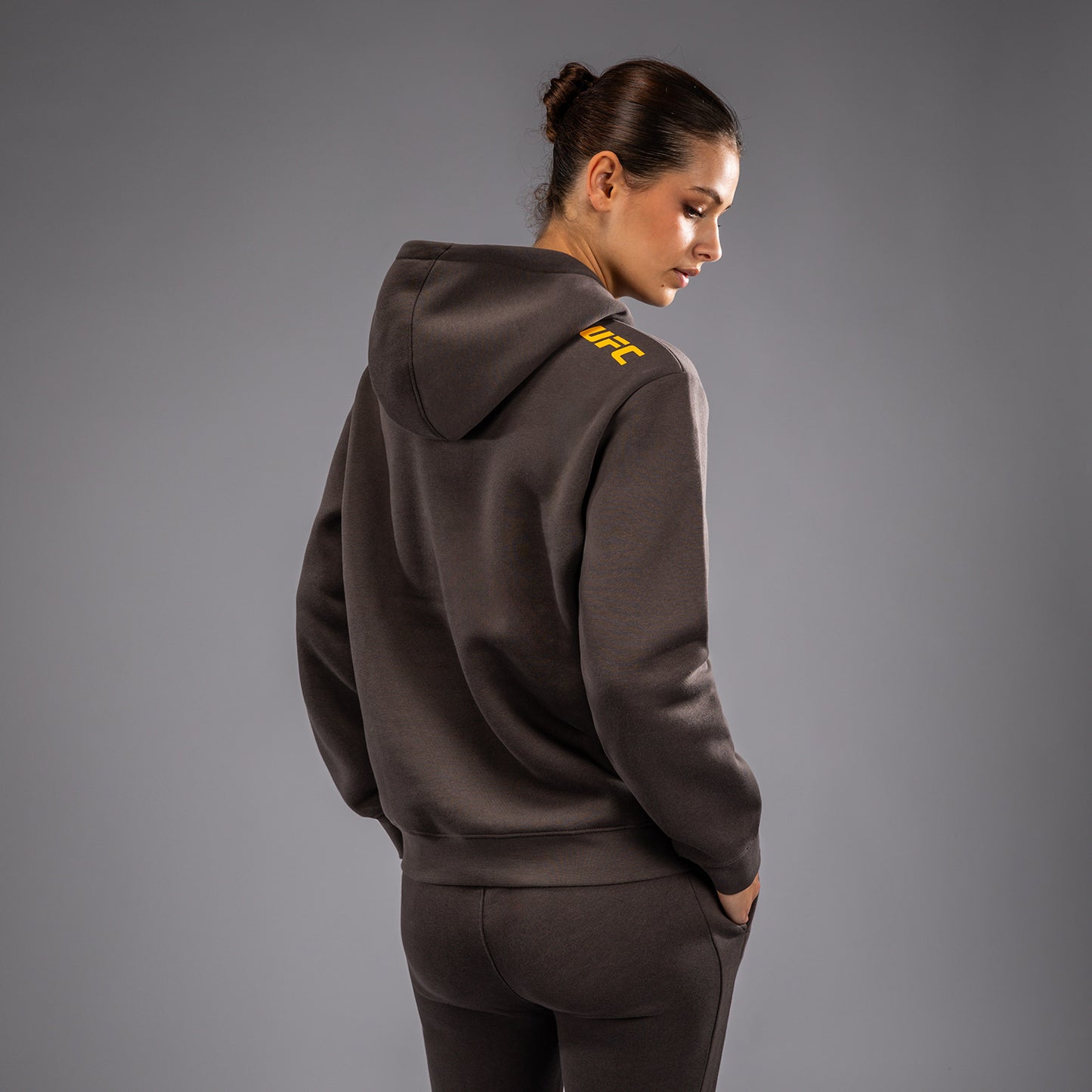 UFC Fusion by Venum Fight Week Hoodie voor Dames - Solid Earthen Brown