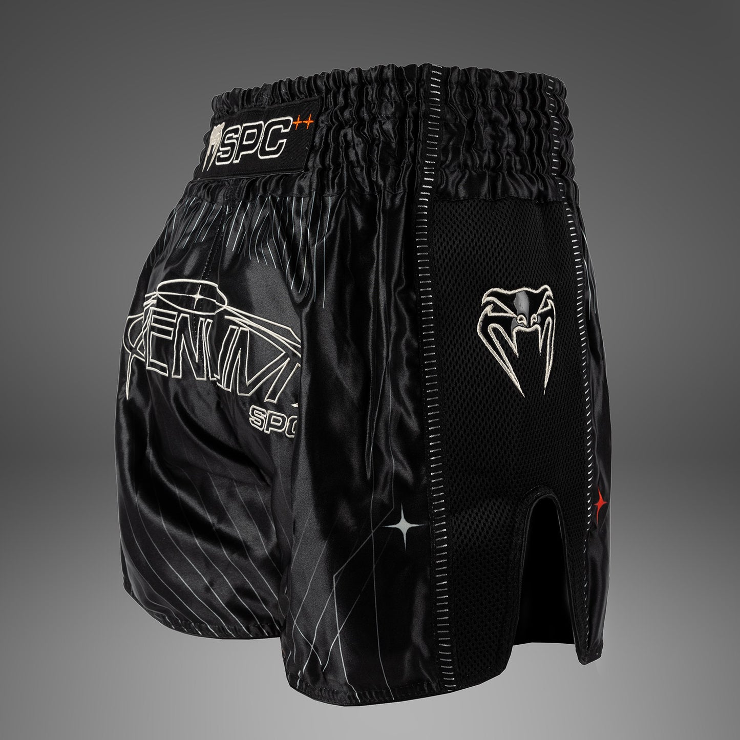 Venum Eclipse Muay Thai Shorts – Zwart/Ivoor