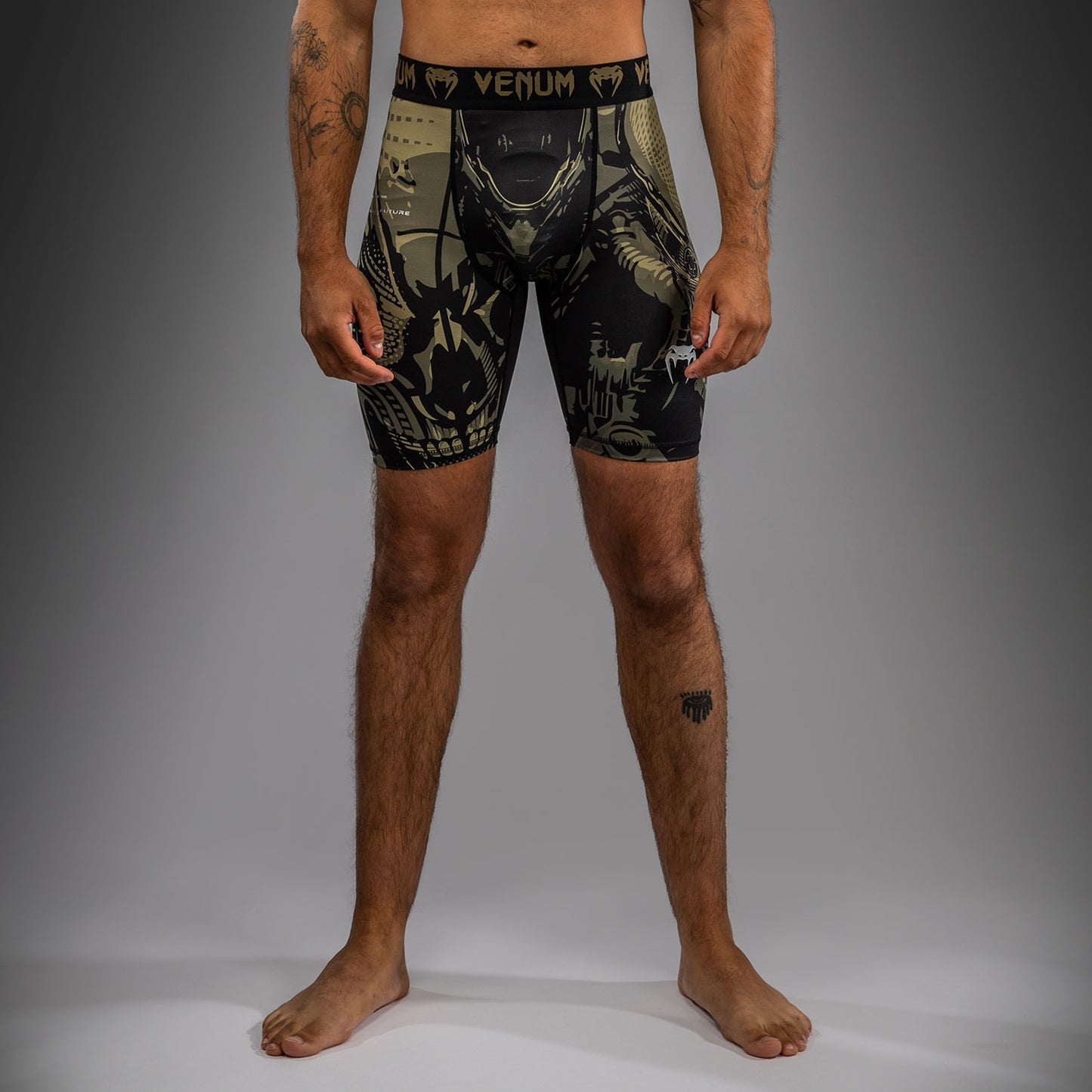 Venum Invader Vale Tudo Shorts - Zwart/Zand