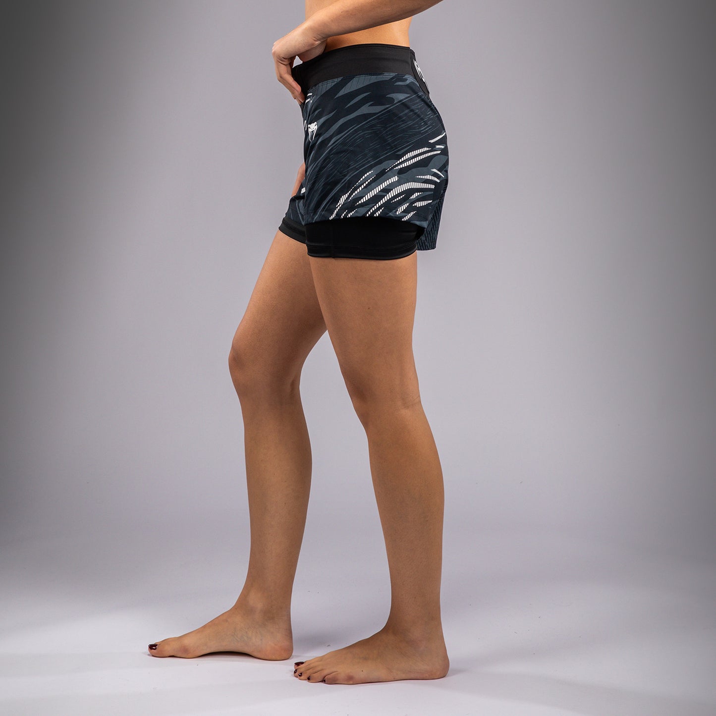 UFC Fusion by Venum Authentic Fight Night Fight Shorts voor Dames - Zwart