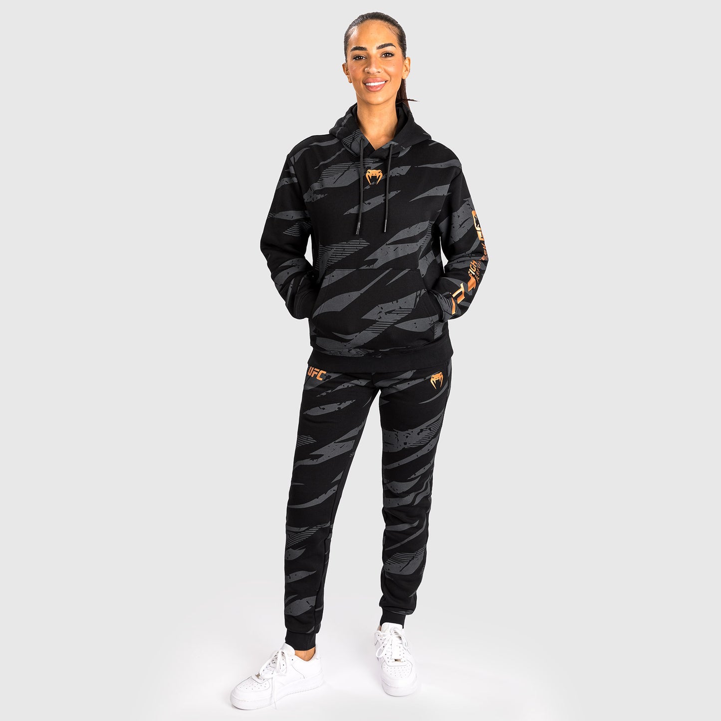 UFC Adrenaline By Venum Fight Week Hoodie Voor Vrouwen - Urban Camo