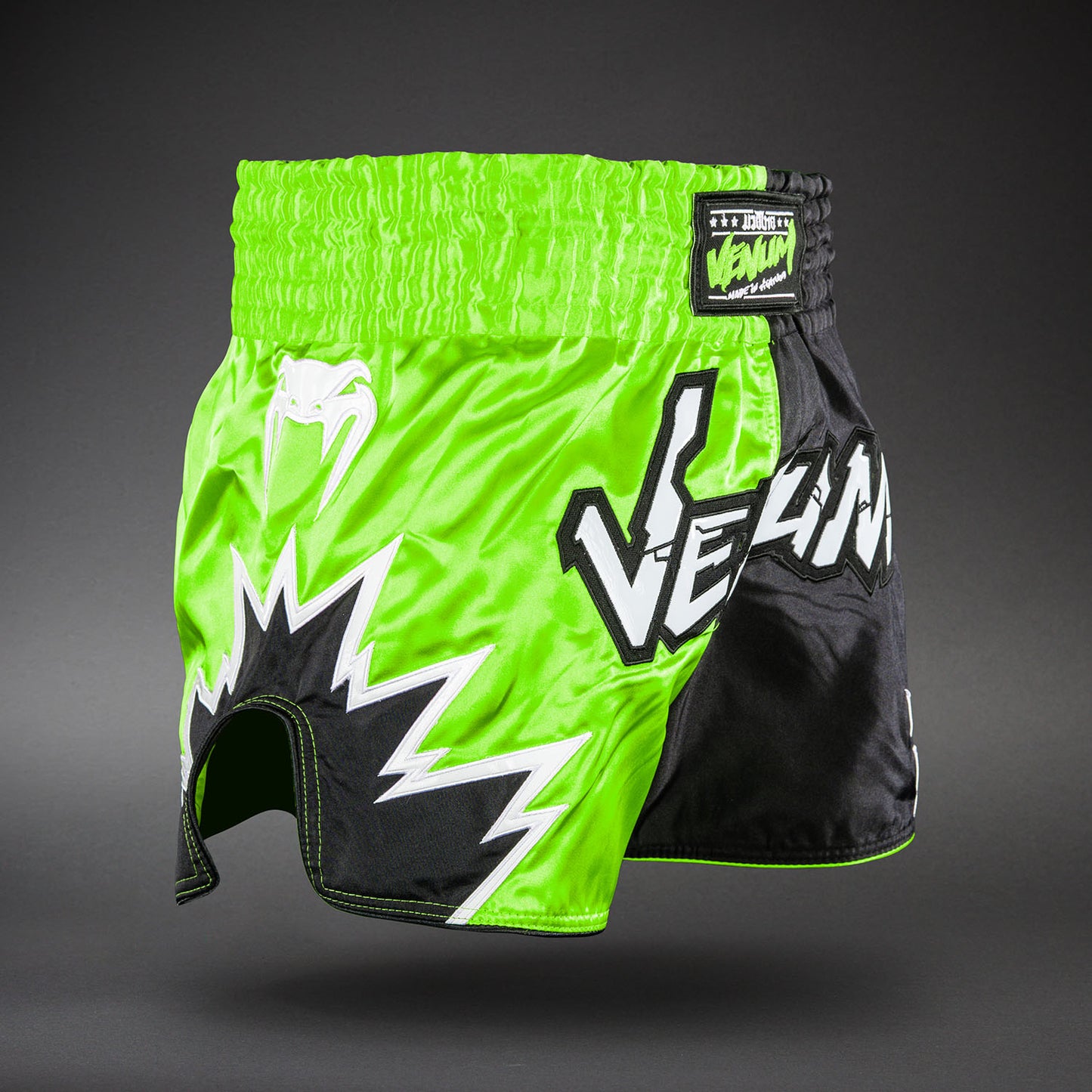 Venum Inferno 2.0 Muay Thai Shorts - Groen/Zwart